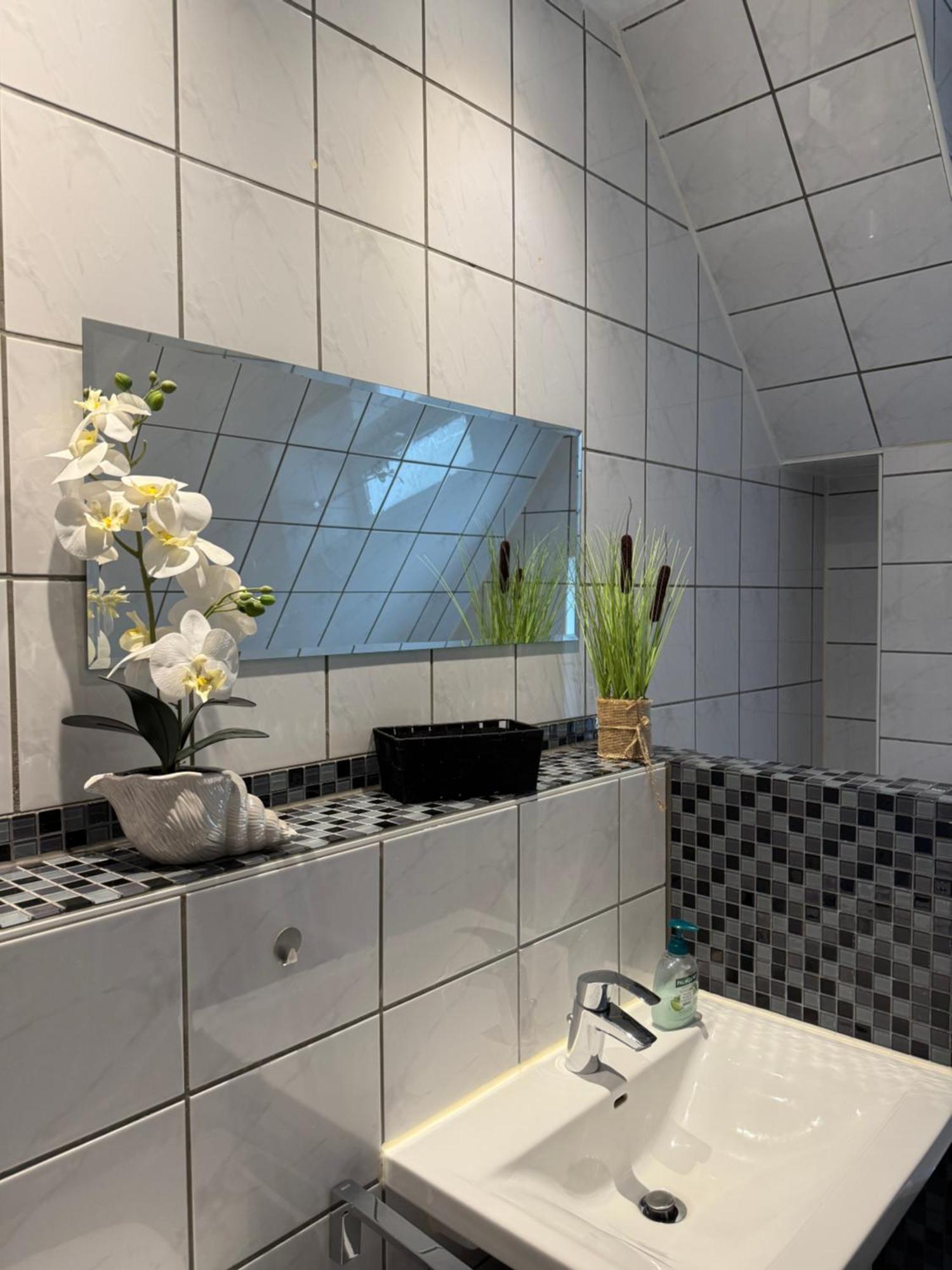 Luxury Apartment Amina Siedlung Schonwalde Exterior foto